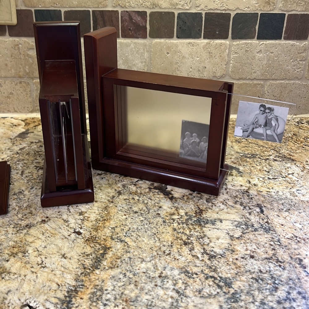 Picture Frame bookends - Picture 5 of 5